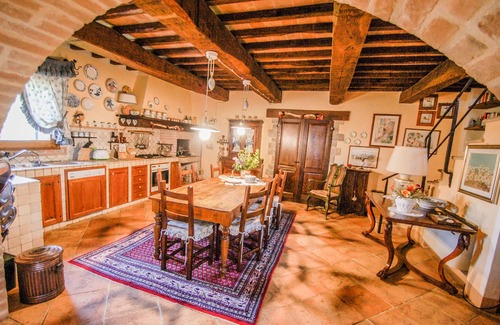 Pantalla Villa | Villa with private pool and air conditioning. At 10km from Todi, 3km village