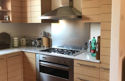Montecarlo Villa | Villa with private pool, WIFI, TV, patio, pets allowed, panoramic view, parking, close to Lucca