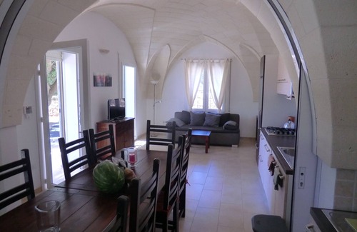 Manduria House | Villa with private pool and sea views in the olive grove