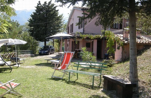 Sarnano House | Villa with private pool in the Sibillini National Park