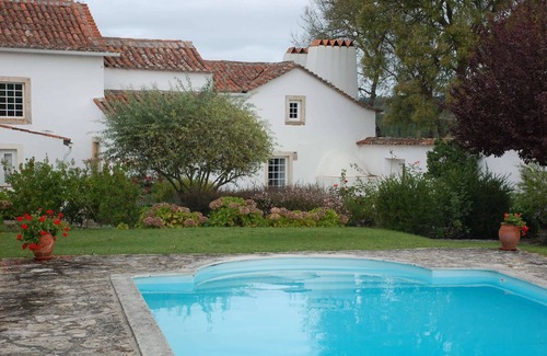 Caldas da Rainha Villa | Villa With Private Pool And Lovely Garden