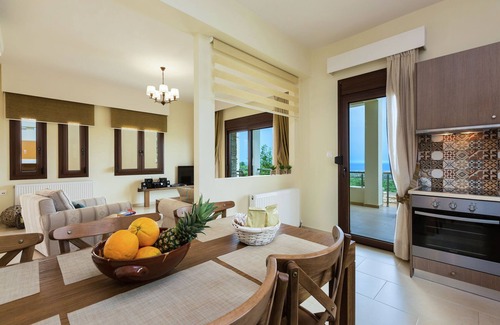 Skouloufia Villa | Villa with private pool near sea on NW coast