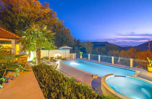 Vinodolska opcina House | Villa with private pool in green oasis, only 3 km from the sea