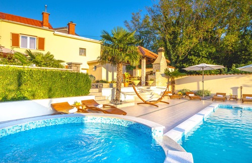 Vinodolska opcina House | Villa with private pool in green oasis, only 3 km from the sea
