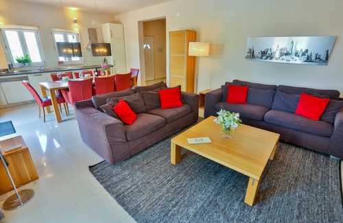 Bobovisca Villa | Villa with private pool, BBQ and harbour view (2 kayaks/2 supboards)