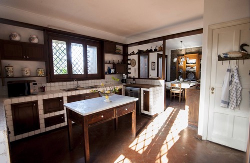 Linera Villa | Villa With Private Pool and Furnished Garden, BBQ and External Dining Area