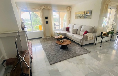 Elviria House | Villa with stunning sea views and private pool