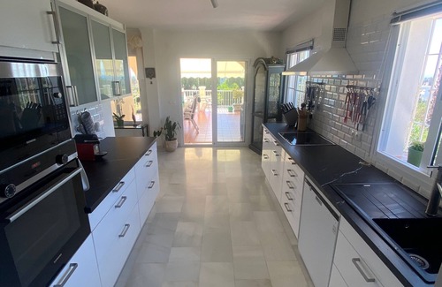 Elviria House | Villa with stunning sea views and private pool