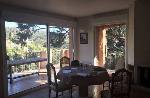 Espero-Pax Villa | Villa with swimming pool, in a green setting, 5 minutes from the beach