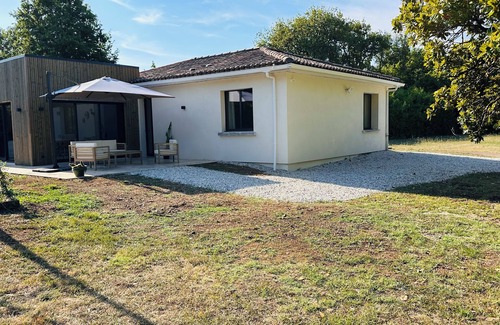 Angouleme Villa | Villa with swimming pool on the Angoulême golf course