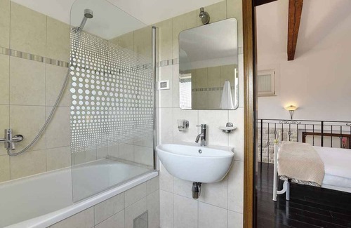 Filipana Villa | Villa with swimming pool and jacuzzi