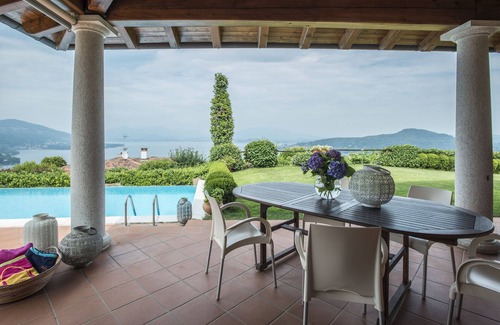 Arona Villa | VILLA with swimming pool u. fantastic view of Lake Maggiore