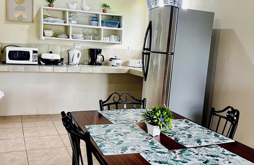 Arenal Hot Springs Villa | Villa With the Best Arenal Volcano Views: 4 Guests, Nature & Small Kitchen
