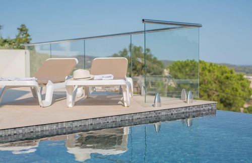 Calonge Villa | Villa with views of the Mediterranean Sea. Infinity pool.