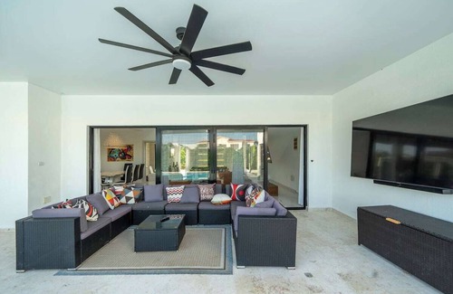 Playa Chiquita Villa | Villa Wonder 201 - Charming 3-bedroom villa with AC and WiFi in Sosúa
