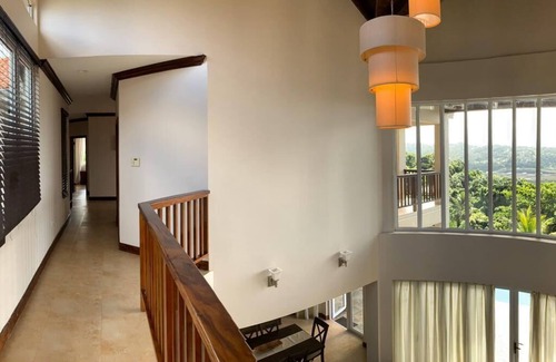 Morne Fortune Villa | Villa Xona - a Luxury villa with stunning views - perfect for entertaining