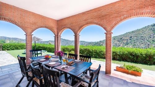 Arenas Villa | Villa Yasleni Arenas by Ruralidays