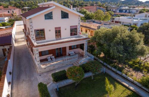 Pozzillo Villa | Villa Yasmine