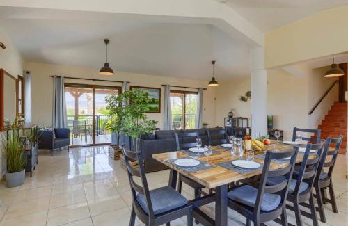 Latchi Villa | Villa Yiolani by Villa Plus