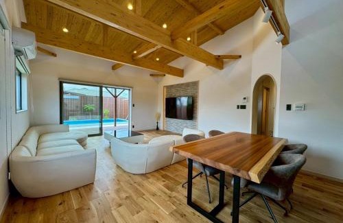 Hojo Villa | Villa Yno