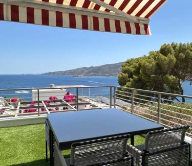 Poros Apartment | Villa Yolanda 2 - Luxury stylish studio Dora, sea view