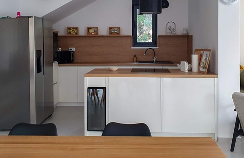 Lun Villa | Villa Zahara - Four Bedroom Villa, Sleeps 8