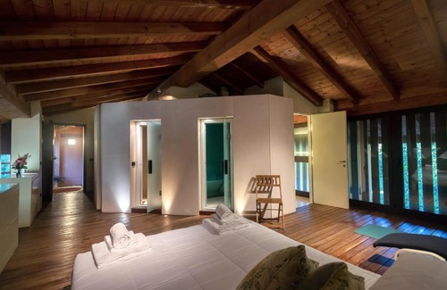 Castel Maggiore Apartment | Villa Zarri Guest House