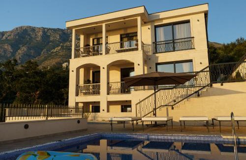 Krstac Villa | Villa Zoe