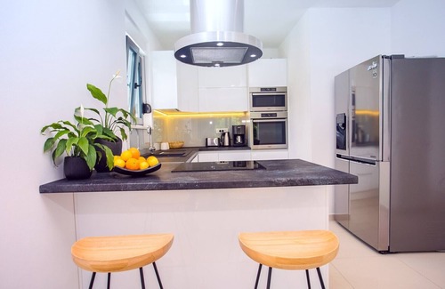 Omis Villa | Villa Zora -luxurious villa with heated pool, sauna, 4 bedrooms, 10 persons max