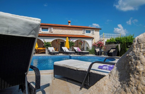 Ripenda Verbanci Villa | Villa zum Träumen mit Großem Pool