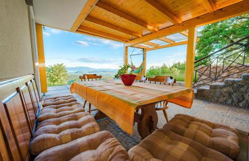 Skocjan House | Villa Zupan with Hot Tub