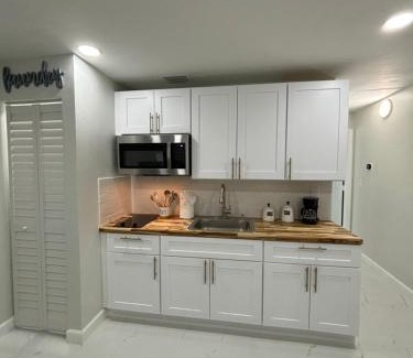 San Carlos Park Apartment | VillaBellaBlue