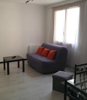Aubais Apartment | villadesmasquesT2