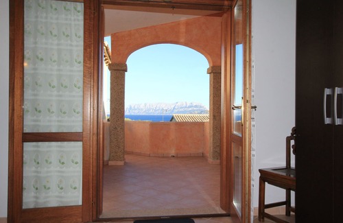 Pittulongu House | VillaGaia apartment 450mt from the sea-Panoramic terrace-ParkAutoPrivate car-WiFi