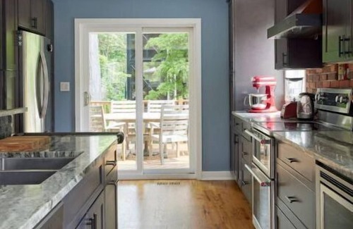 Philipstown House | Village 5 bdrm 5 bath with great location in town