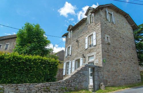 Saint-Leger-de-Peyre House | Village de gîtes de Sainte-Lucie