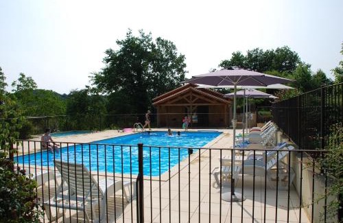 Thonac House | Village de Gîtes Le Châtenet