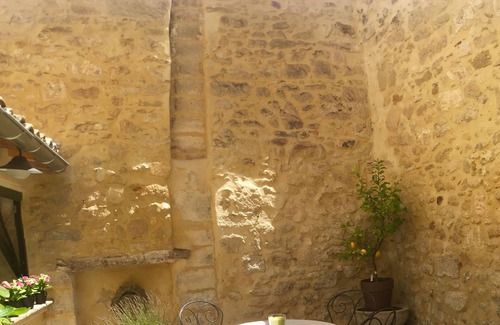 Villeneuve-les-Avignon House | Village house historic center