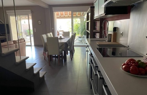 Maussane House | Village house with swimming pool