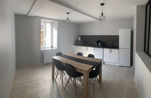 Chateauneuf-du-Rhone House | Village house in the heart of medieval Drôme at the gateway to the Ardèche