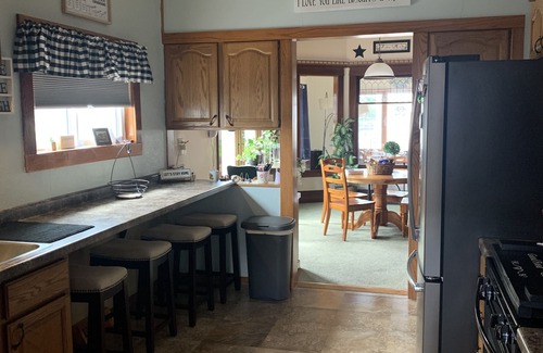 Nelson House | Village home