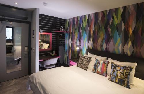 Patchway Hotel | Village Hotel Bristol Filton