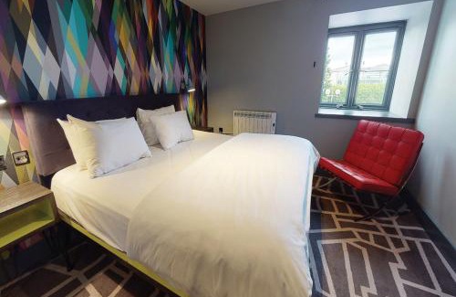 Warrington Hotel | Village Hotel Warrington