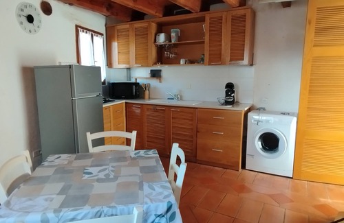 Vailhan House | Village house 10 minutes' walk from Lac des Olivettes