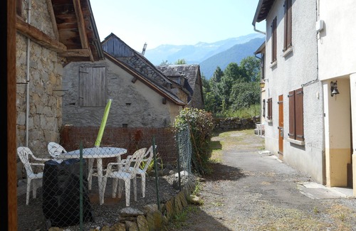 Soueix-Rogalle House | Village house 2/3 pers near Ariège hiking trails