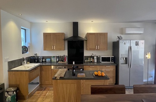 Fontvieille House | Village house, 98m2, swimming pool, air-conditioned, private parking