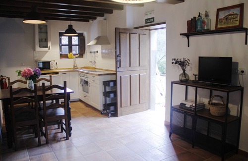Pando House | Village house CA 1595 AS recently renovated. Unique, quiet and natural environment.