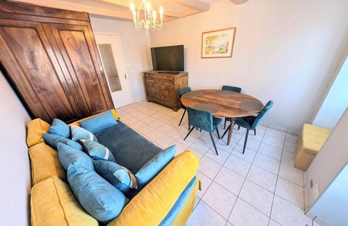 Foussais-Payre Hotel | Village house classified as a "petite cité de caractère
