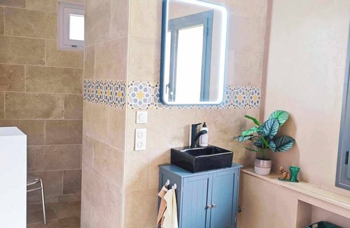 Bouzic House | Village house, close to the major tourist attractions of the Périgord Noir region