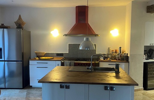 Villes-sur-Auzon House | Village house at the foot of mont ventoux